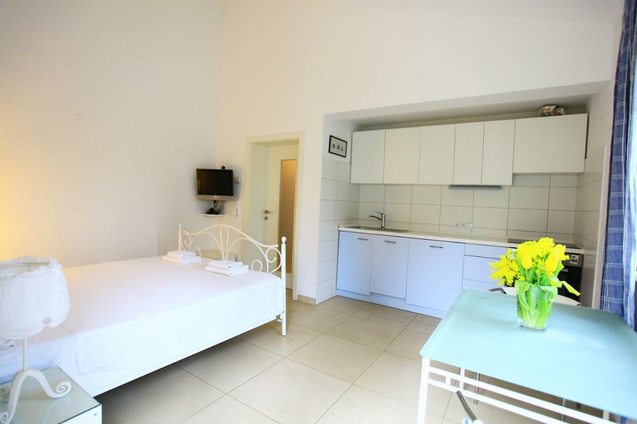 Apartmani Val พูลา ภายนอก รูปภาพ